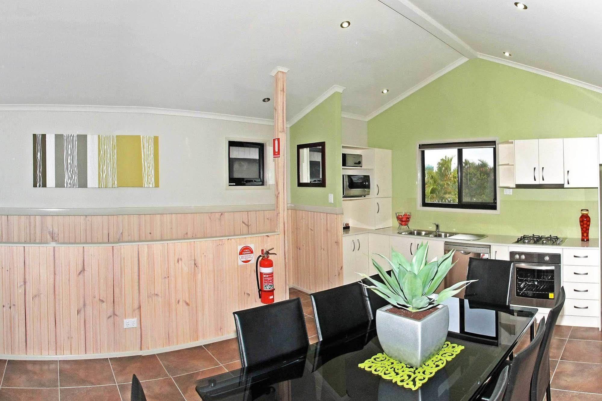 Burleigh Beach Tourist Park Gold Coast Bagian luar foto